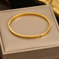 Golden Glow — 18K Gold-Plated Minimalist Bracelet
