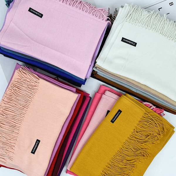 [Polyester Fiber] Women's Tassel Scarf – Cashmere Feel Imitation (70 cm x 200 cm)