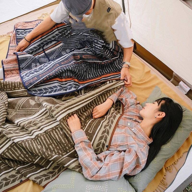 Portable Outdoor Camping Multifunctional Warm Blanket