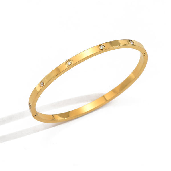 Golden Glow — 18K Gold-Plated Minimalist Bracelet