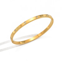 Golden Glow — 18K Gold-Plated Minimalist Bracelet